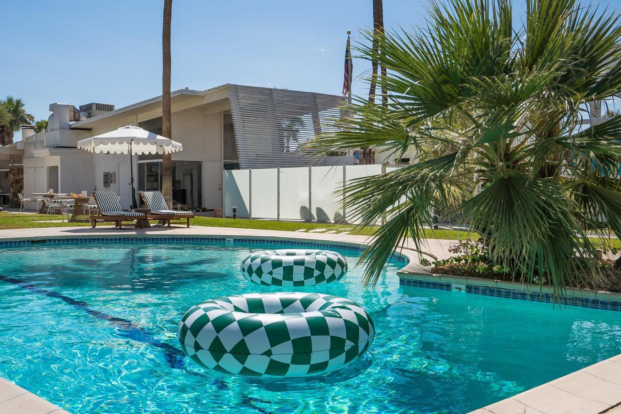 Monkey Tree Hotel By Avantstay Stylish Hotel In Palm Springs W Pool Eksteriør bilde